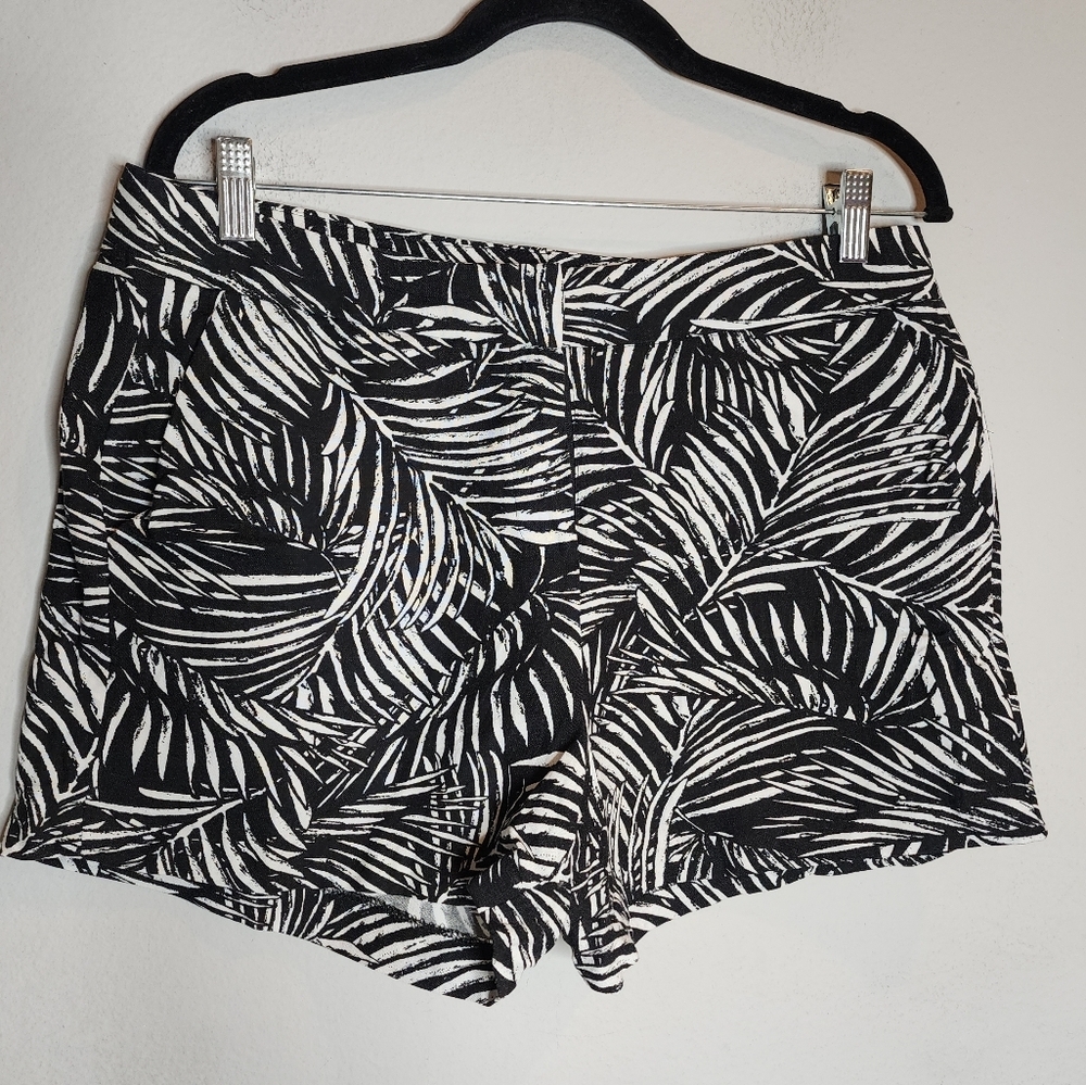 St. Tropez‎ West Linen Rayon Black White Shorts Womens Size 10